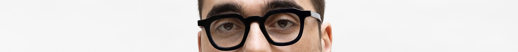Oscar Magnuson glasögon