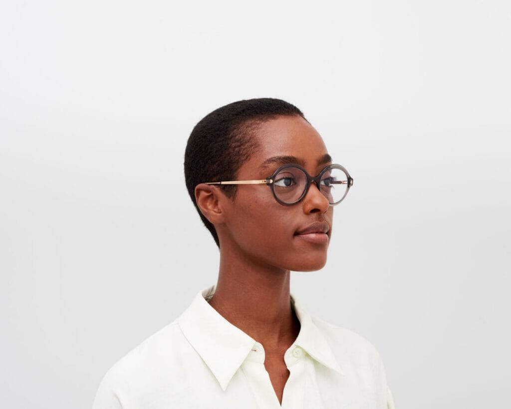 Mykita Noomi_Clear Ash_glasögon