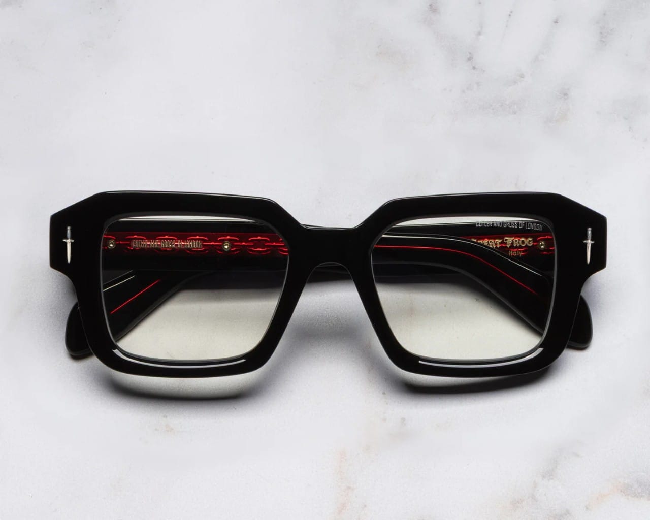 Cutler and Gross GFOP005_Black_glasögon_det3