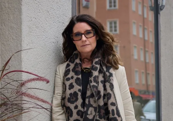 Hultins Optik_Åsa_legitimerad optiker